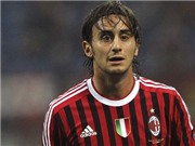 Bóng đá anh, ngoại hạng anh, lịch thi đấu euro 2012, Milan nói dối, Aquilani bơ vơ, Dalglish lại dang rộng vòng tay